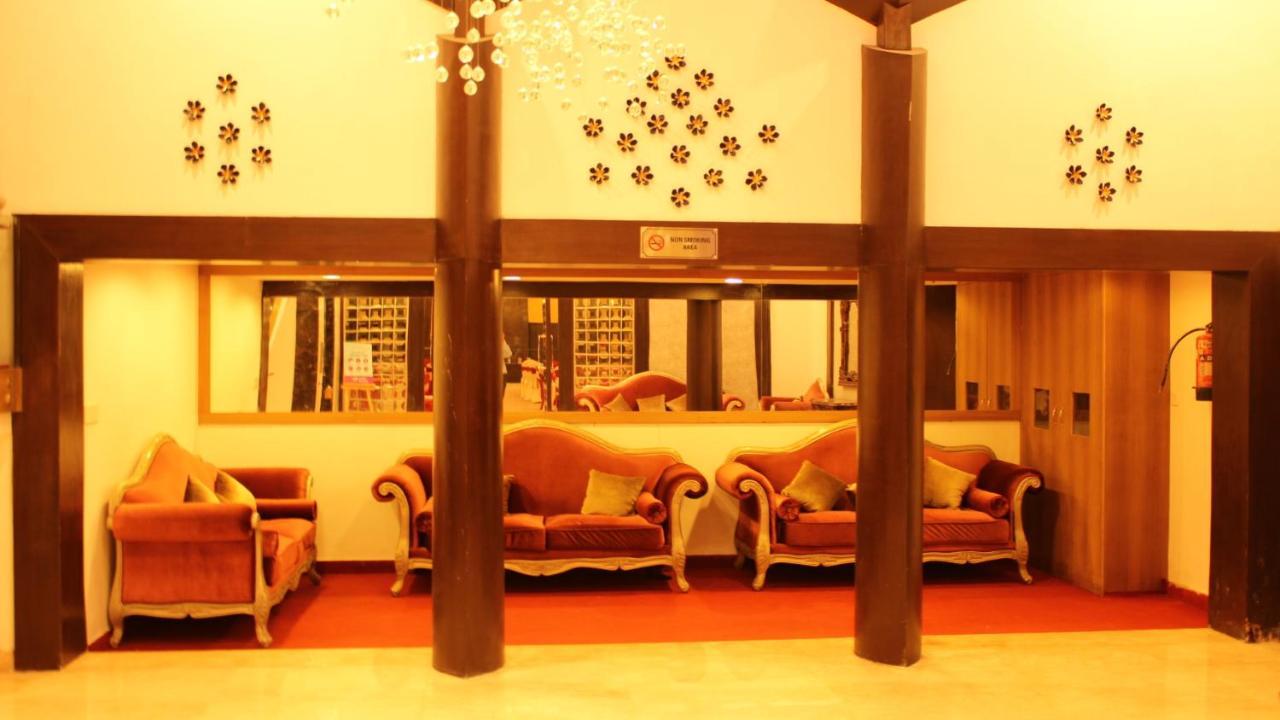 Regenta Inn Jaipur, Adarsh Nagar Exteriör bild
